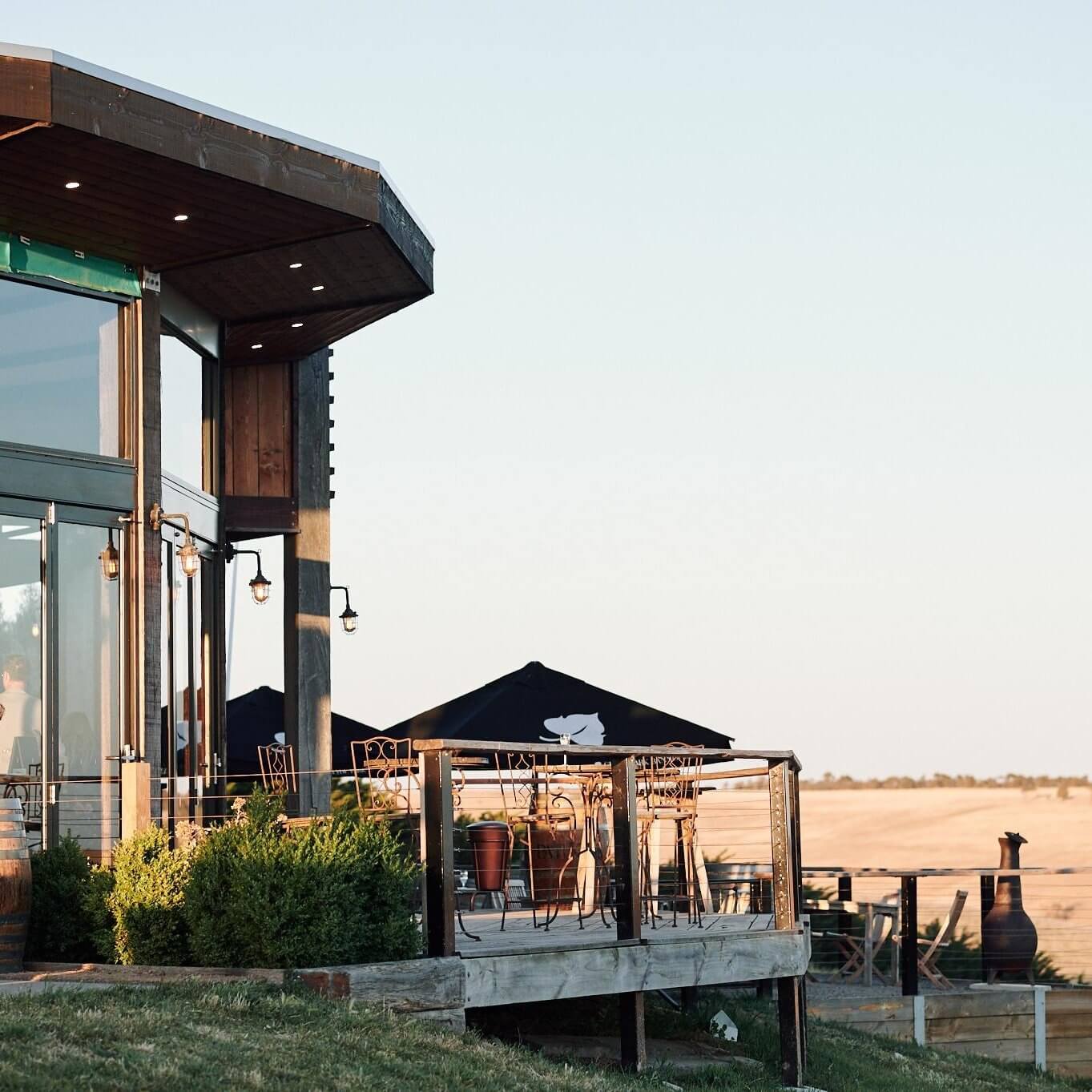 Clyde Park Estate Winery Tour by Helicopter from Melbourne with Rotor One