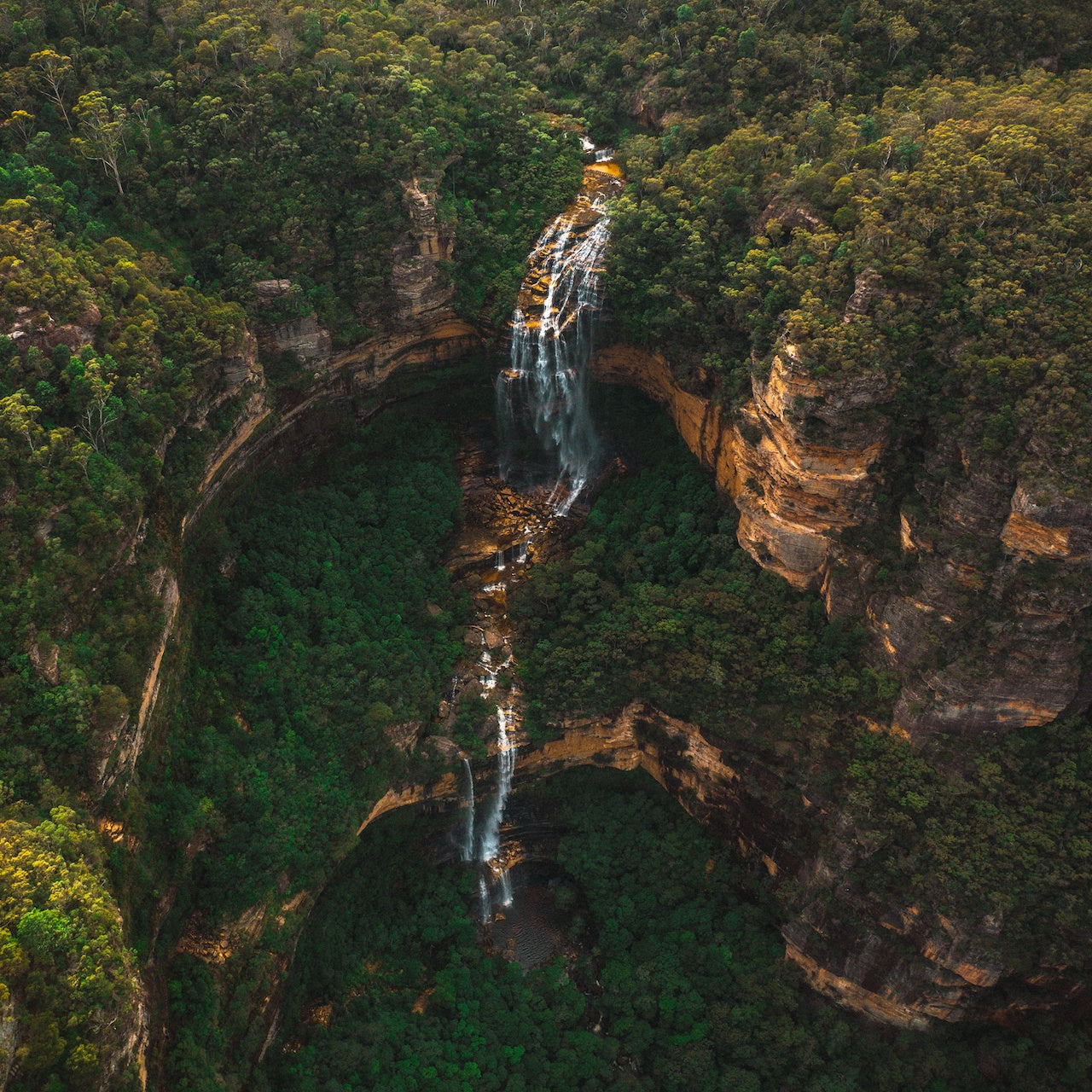 Blue Mountains Helicopter Flight from Sydney