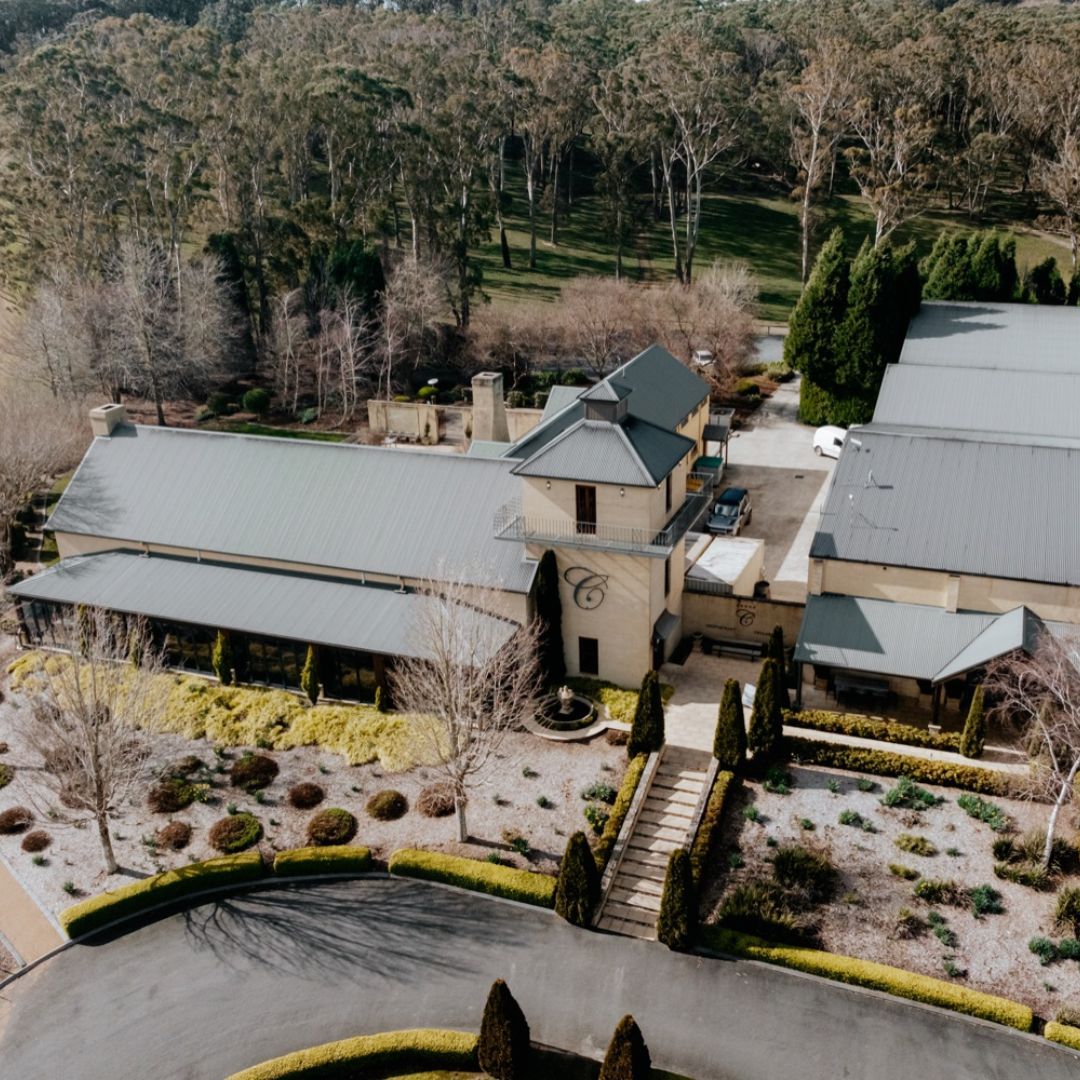 Helicopter tour to Centennial Vineyards in Southern Highlands