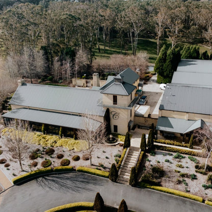 Helicopter tour to Centennial Vineyards in Southern Highlands